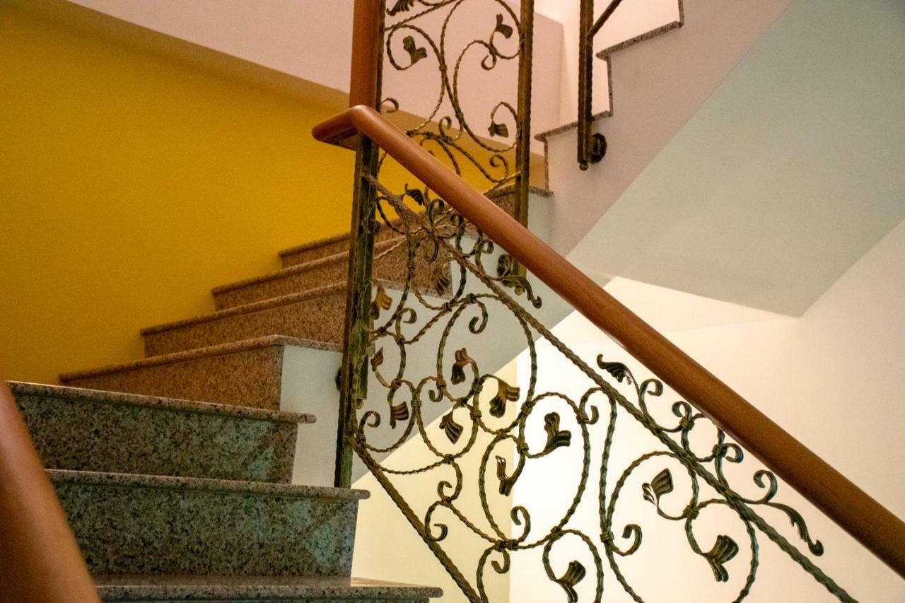 123 Hall Wujie Extérieur photo